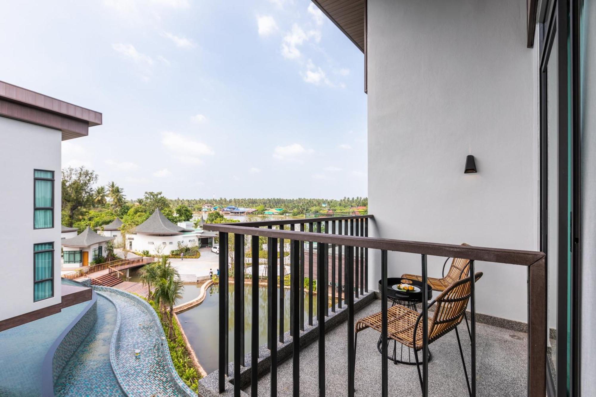 Na Tree Tara Riverside Damnoensaduak 4*